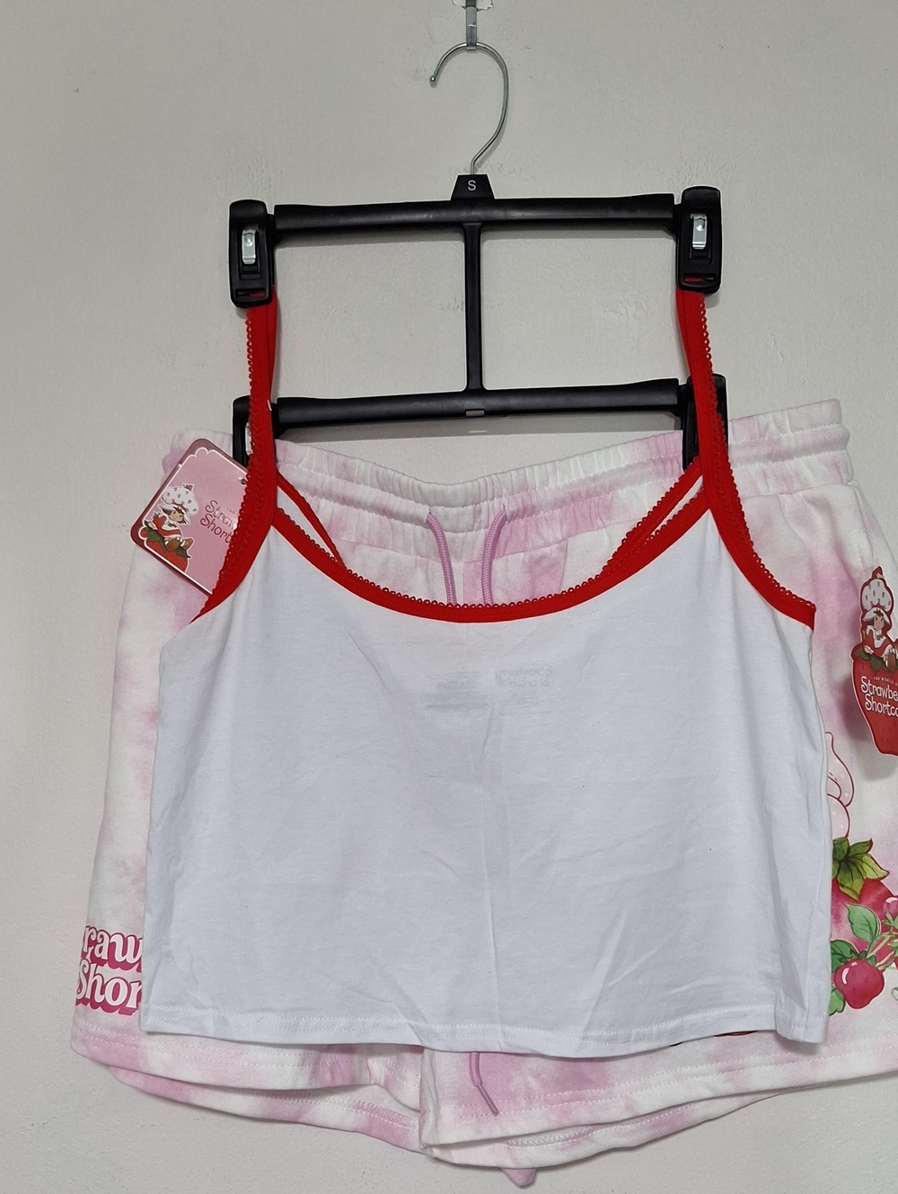 Strawberry Shortcake Pink and White Character Print Shorts - Picture 2 of 12